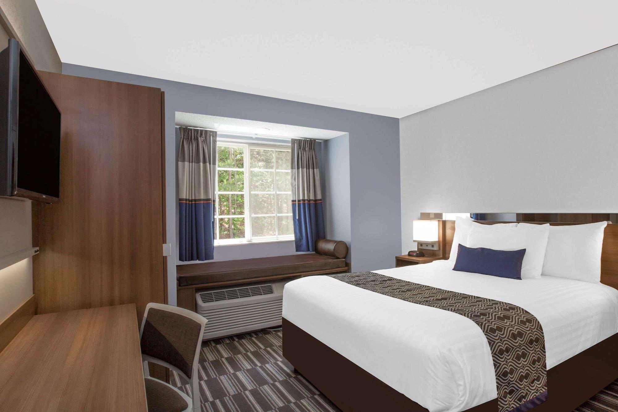 Microtel Inn & Suites By Wyndham Gardendale Buitenkant foto