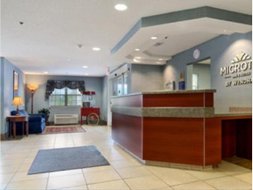Microtel Inn & Suites By Wyndham Gardendale Interieur foto